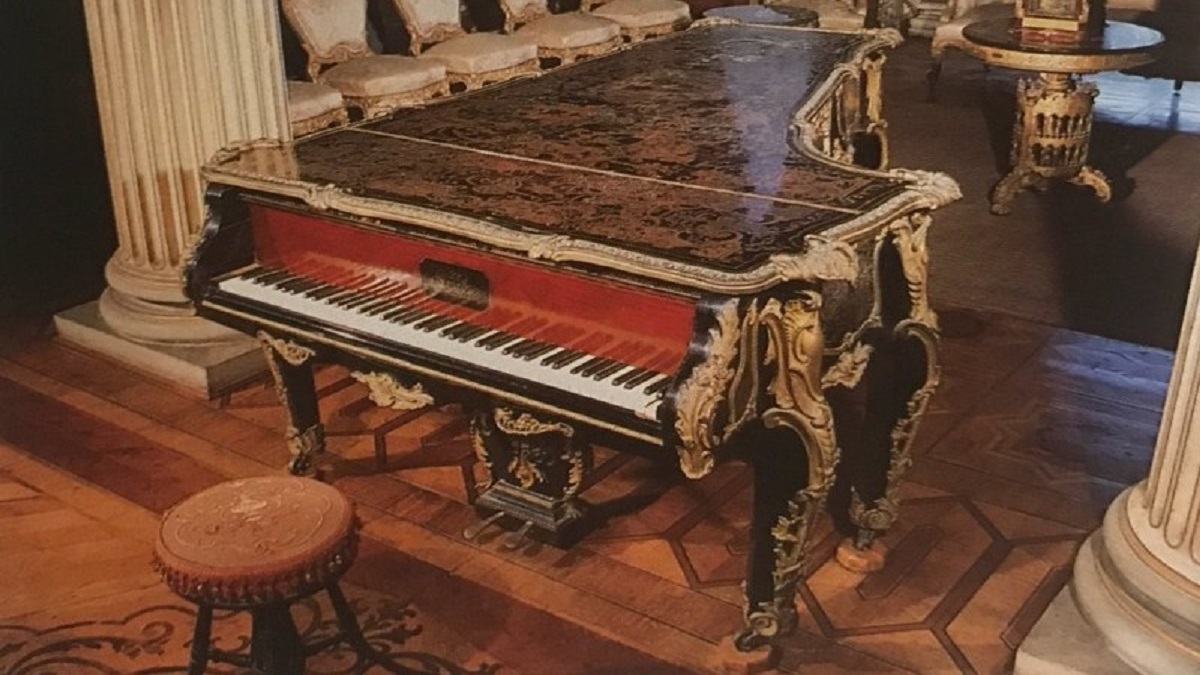 Antika Piyano Alan Yerler