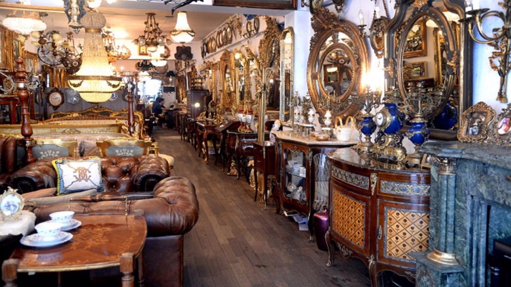 Adalar Antika Eşya Alanlar