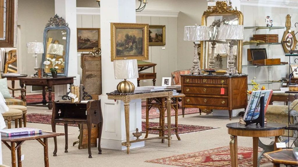 Anadolu Hisarı Antika Eşya Alanlar