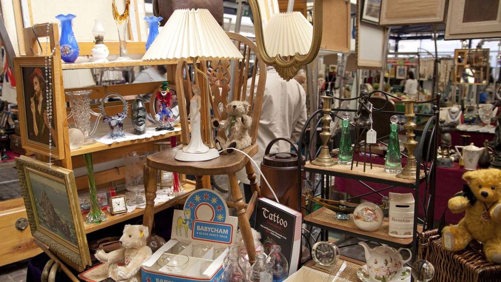 Anadolu Kavağı Antika Eşya Alanlar