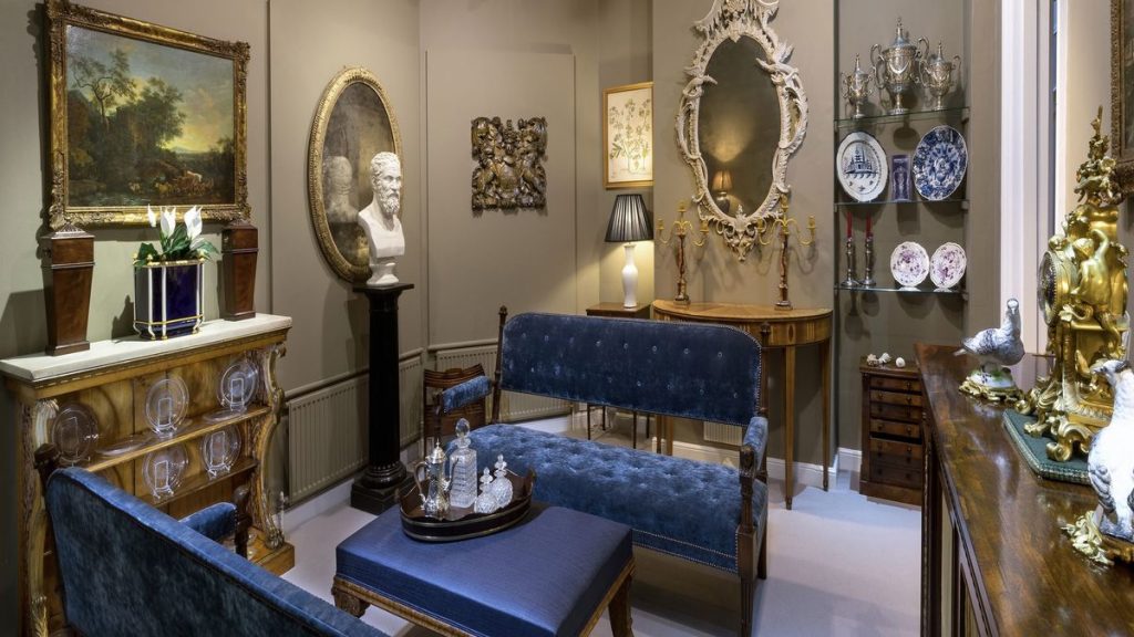 Bahariye Antika Eşya Alanlar